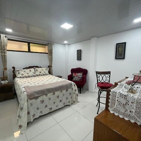Alicia'S Place 10 Min From Airport Apartment Alajuela Luaran gambar