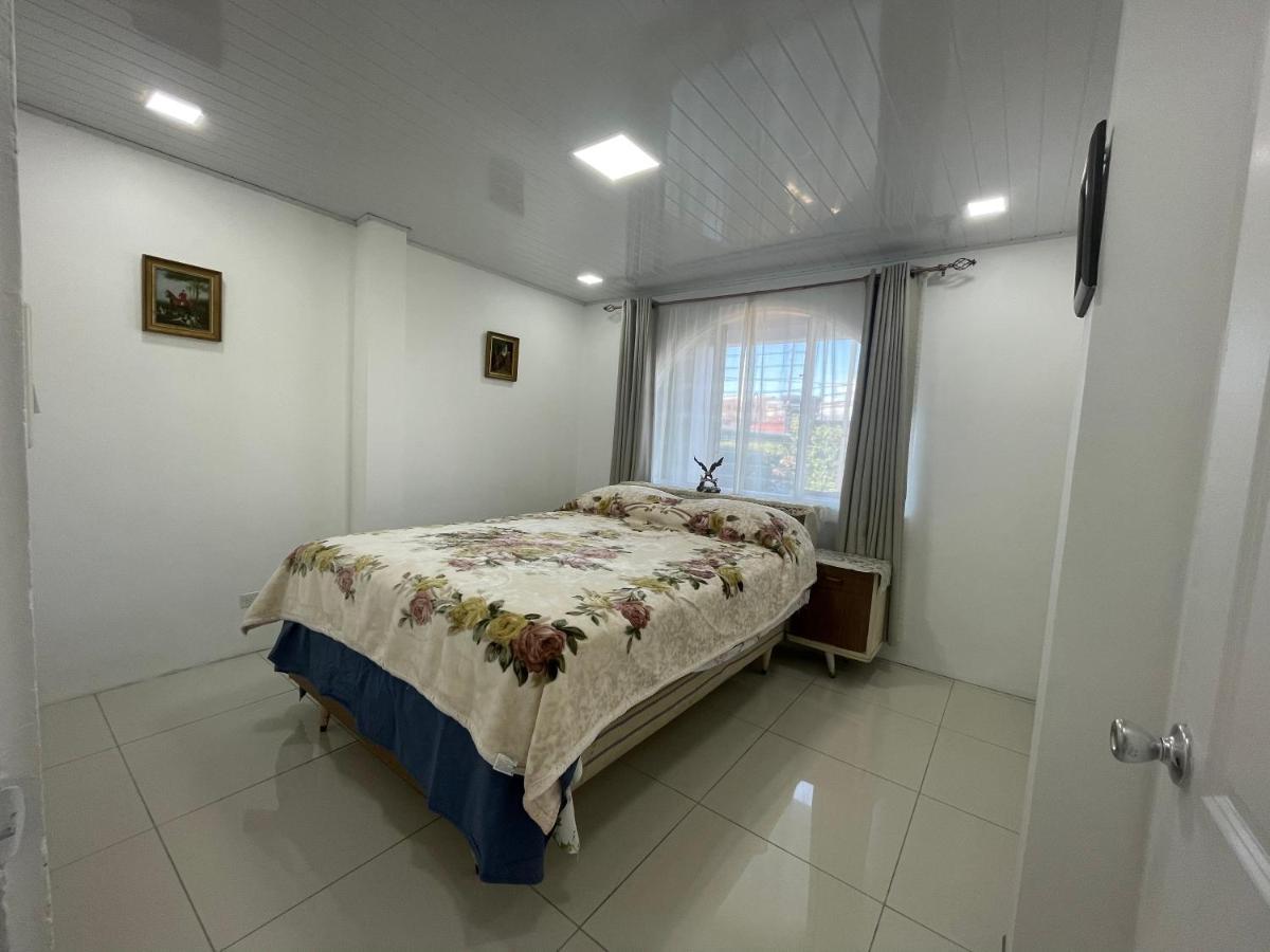 Alicia'S Place 10 Min From Airport Apartment Alajuela Luaran gambar